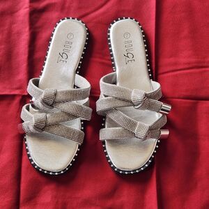 Rouge Silver Knot Bling Flat Sandals Size 7